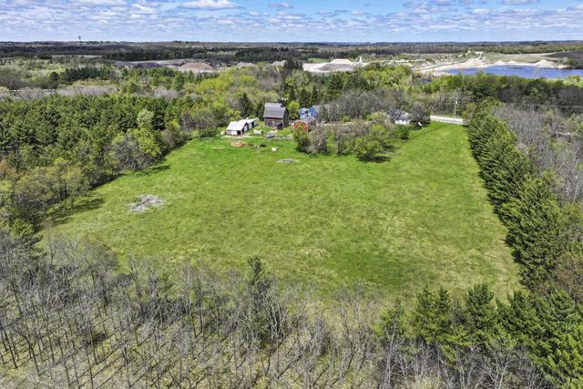 34411 Washington AVENUE, Burlington, WI 53105