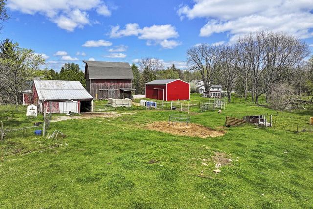 34411 Washington AVENUE, Burlington, WI 53105