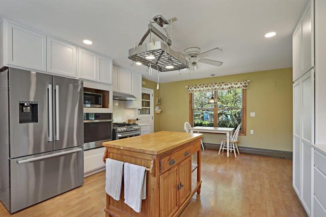 34411 Washington AVENUE, Burlington, WI 53105