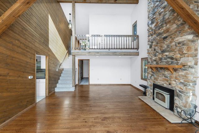 24199 N Shore Drive, Ontwa Twp, MI 49112