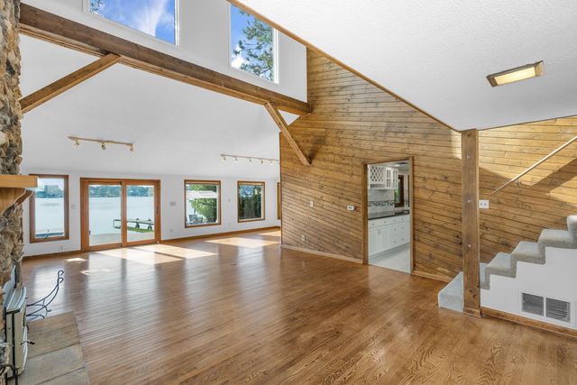 24199 N Shore Drive, Ontwa Twp, MI 49112