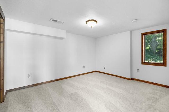 24199 N Shore Drive, Ontwa Twp, MI 49112