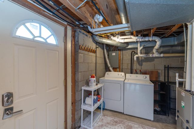 24199 N Shore Drive, Ontwa Twp, MI 49112