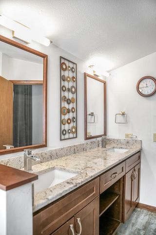 24199 N Shore Drive, Ontwa Twp, MI 49112