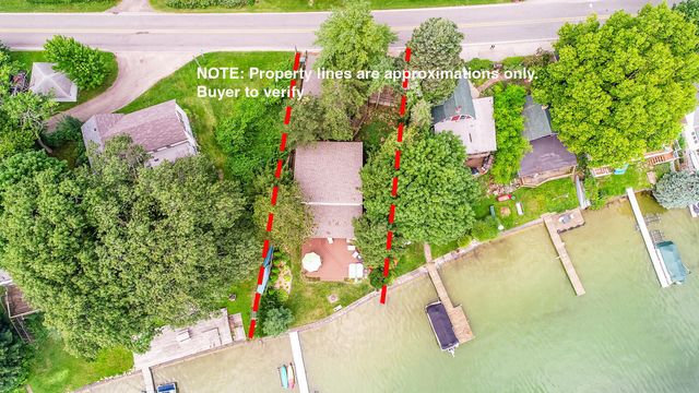 24199 N Shore Drive, Ontwa Twp, MI 49112