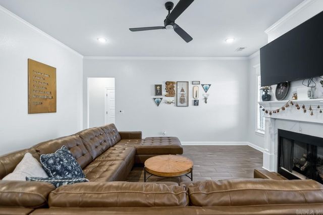 2013 Tapped Maple Drive, Sherwood, AR 72120