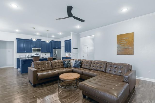 2013 Tapped Maple Drive, Sherwood, AR 72120