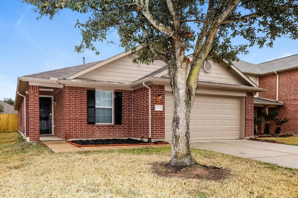 12254 Lavon Drive, Tomball, TX 77375