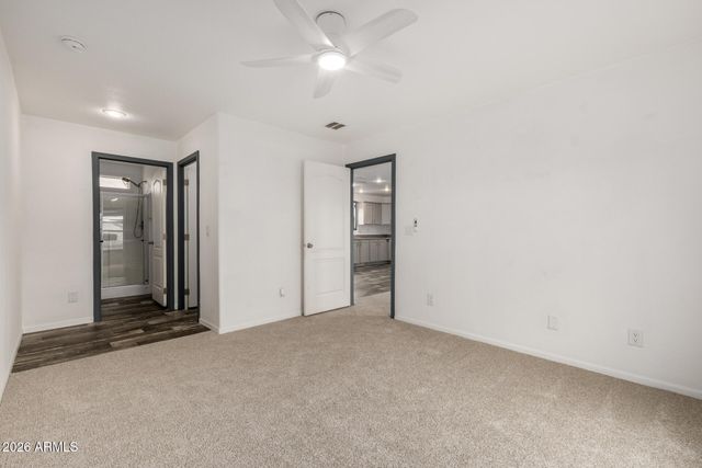 511 W CLAESSENS Drive, Morristown, AZ 85342