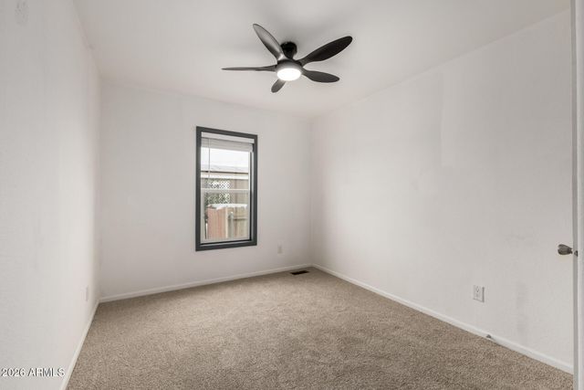 511 W CLAESSENS Drive, Morristown, AZ 85342