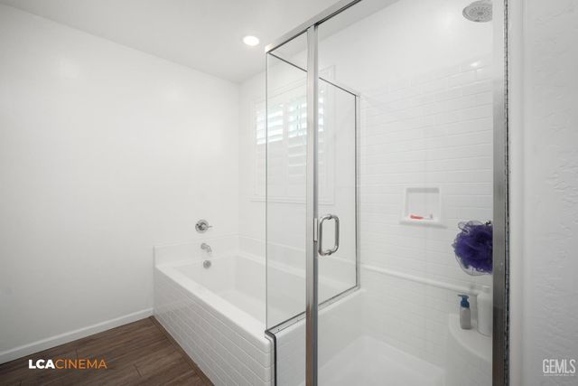 15500 Cole Brook Court, Bakersfield, CA 93314