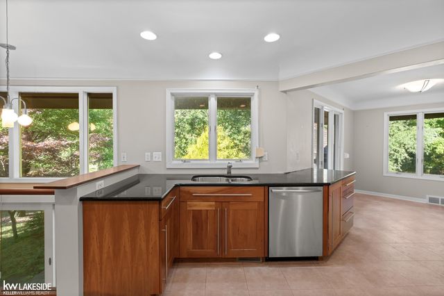 7295 Taft Road, Bruce Twp, MI 48065