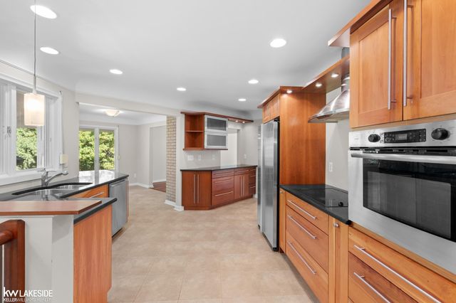 7295 Taft Road, Bruce Twp, MI 48065