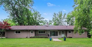 20761 W 13 Mile Road, Beverly Hills, MI 48025
