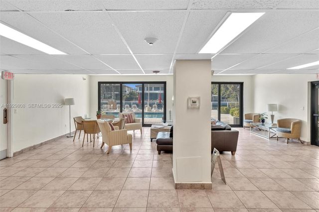 9800 W Bay Harbor Dr 403, Bay Harbor Islands, FL 33154