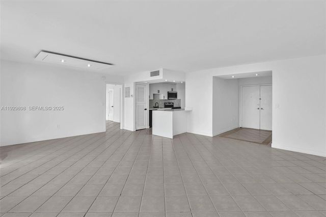 9800 W Bay Harbor Dr 403, Bay Harbor Islands, FL 33154