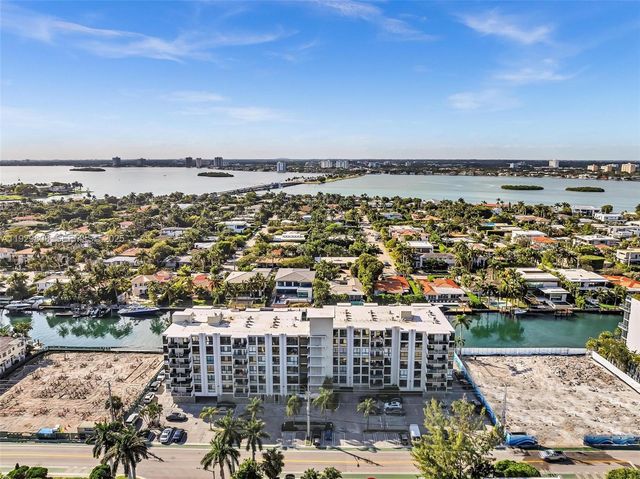 9800 W Bay Harbor Dr 403, Bay Harbor Islands, FL 33154