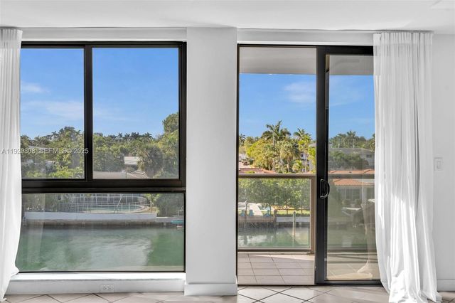 9800 W Bay Harbor Dr 403, Bay Harbor Islands, FL 33154