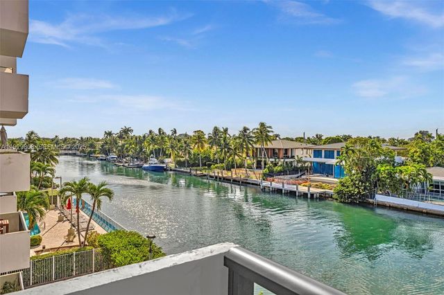 9800 W Bay Harbor Dr 403, Bay Harbor Islands, FL 33154