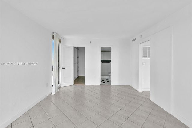 9800 W Bay Harbor Dr 403, Bay Harbor Islands, FL 33154