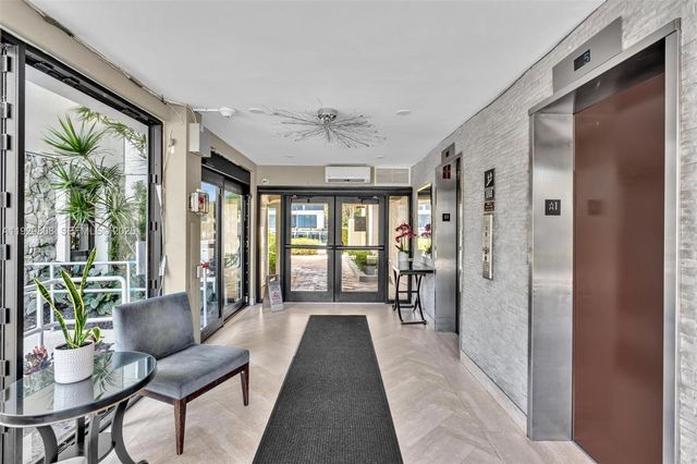 9800 W Bay Harbor Dr 403, Bay Harbor Islands, FL 33154