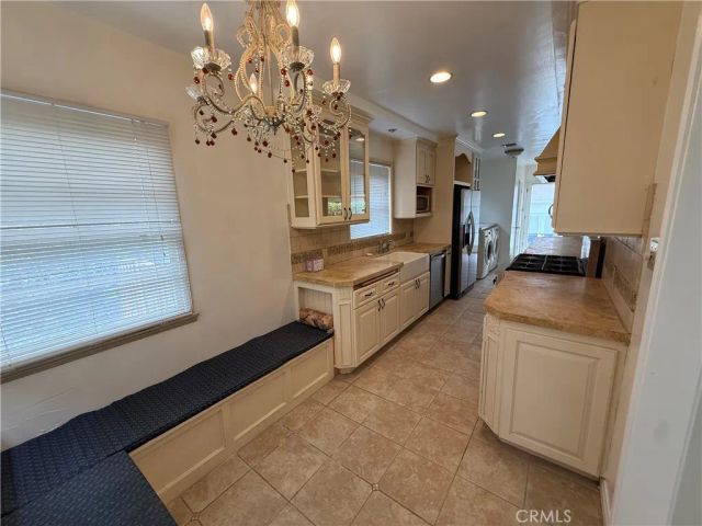10655 Cushdon Ave, Los Angeles, CA 90064