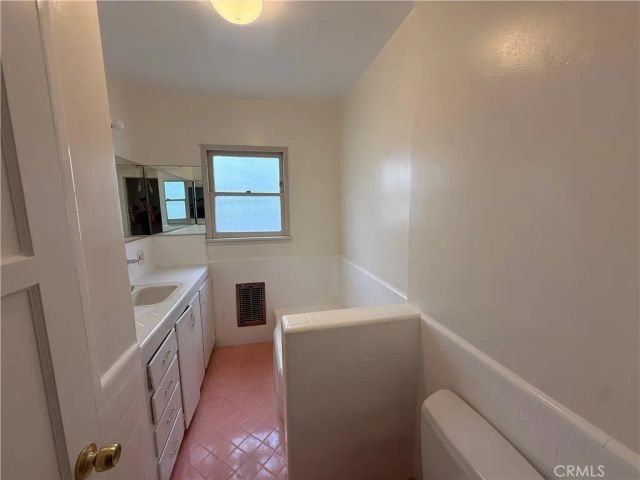 10655 Cushdon Ave, Los Angeles, CA 90064