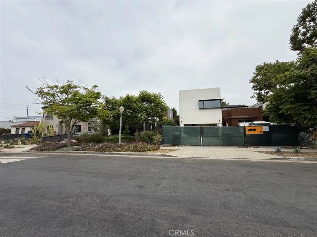 10655 Cushdon Ave, Los Angeles, CA 90064