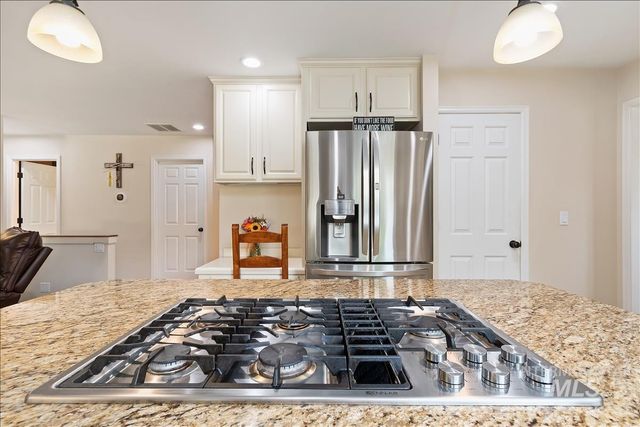 13386 W Woodspring Ct, Boise, ID 83713