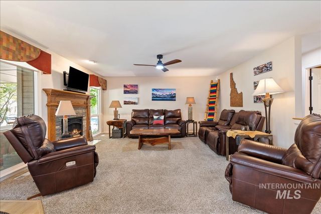 13386 W Woodspring Ct, Boise, ID 83713
