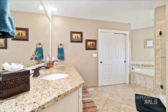 13386 W Woodspring Ct, Boise, ID 83713