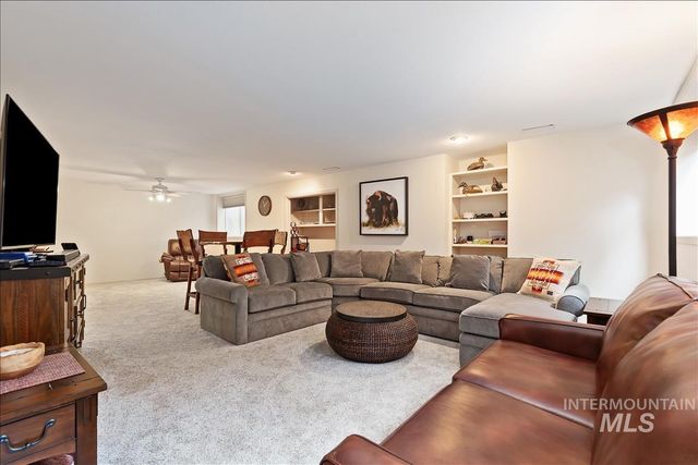 13386 W Woodspring Ct, Boise, ID 83713