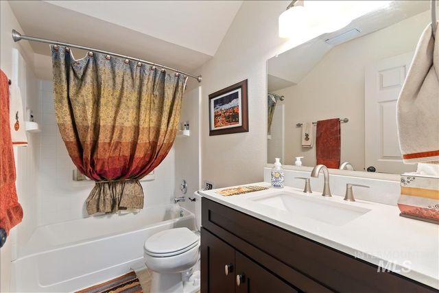 13386 W Woodspring Ct, Boise, ID 83713