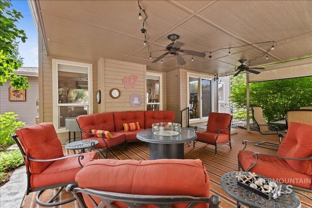 13386 W Woodspring Ct, Boise, ID 83713