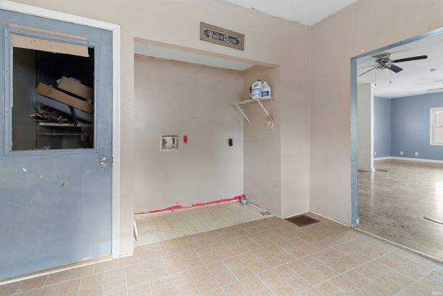 2224 S Washington Street, Marion, IN 46953