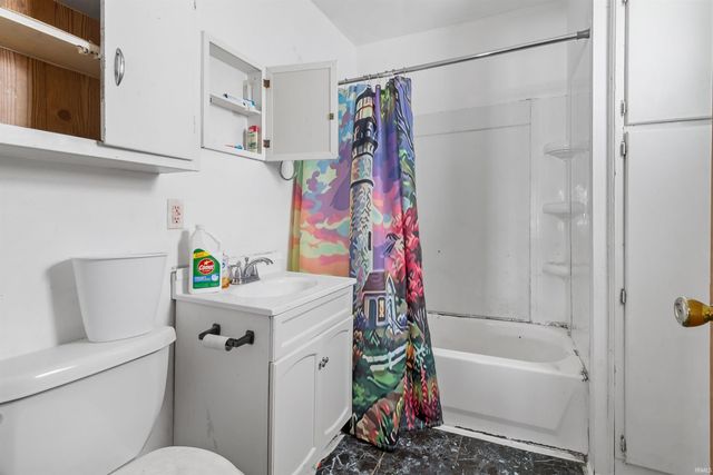 2224 S Washington Street, Marion, IN 46953