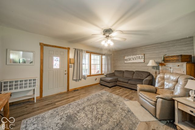 2672 N 350 W, Anderson, IN 46011