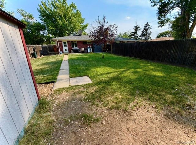 9725 W 41st Avenue, Wheat Ridge, CO 80033
