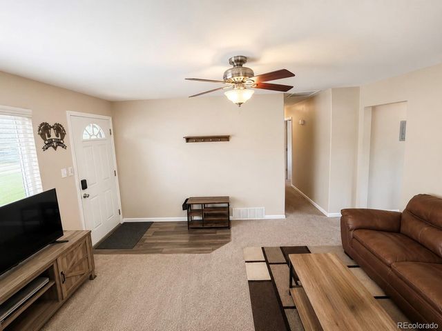 9725 W 41st Avenue, Wheat Ridge, CO 80033