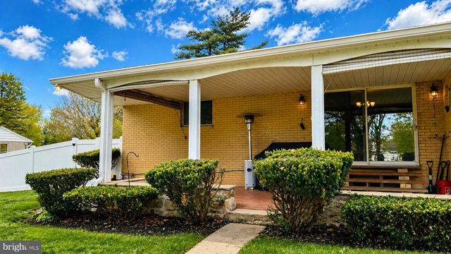 810 N LIMEKILN PIKE, Ambler, PA 19002