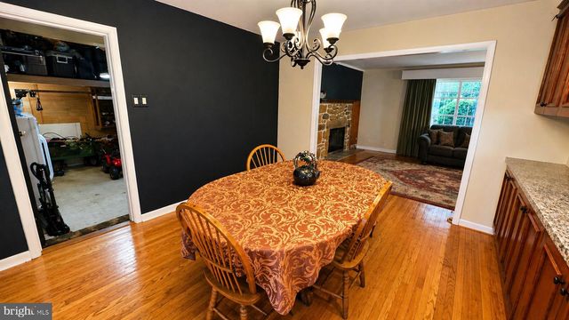 810 N LIMEKILN PIKE, Ambler, PA 19002