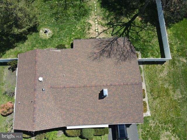 810 N LIMEKILN PIKE, Ambler, PA 19002