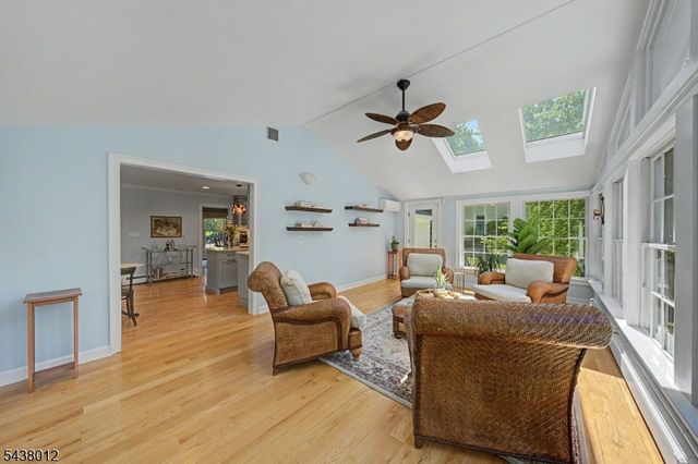11 Goose Cove Ln, Ramsey Boro, NJ 07446
