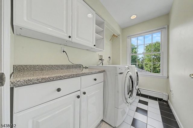 11 Goose Cove Ln, Ramsey Boro, NJ 07446