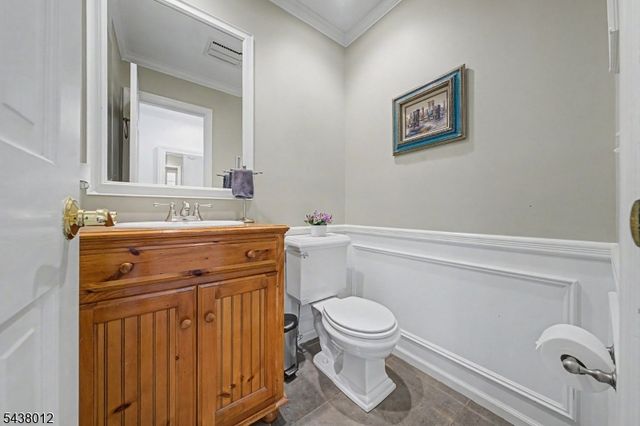 11 Goose Cove Ln, Ramsey Boro, NJ 07446