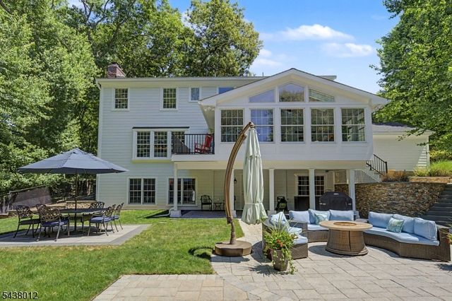 11 Goose Cove Ln, Ramsey Boro, NJ 07446