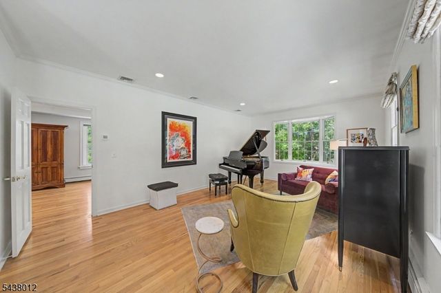 11 Goose Cove Ln, Ramsey Boro, NJ 07446