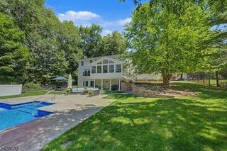 11 Goose Cove Ln, Ramsey Boro, NJ 07446