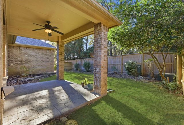 114 Forest Elk Place, Montgomery, TX 77316