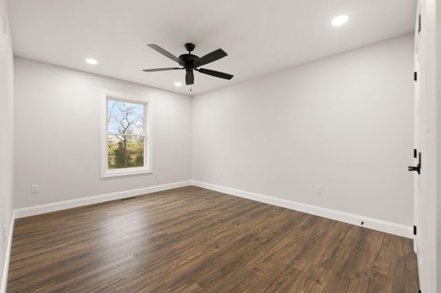 58 Hallies Way, Somerset, KY 42503